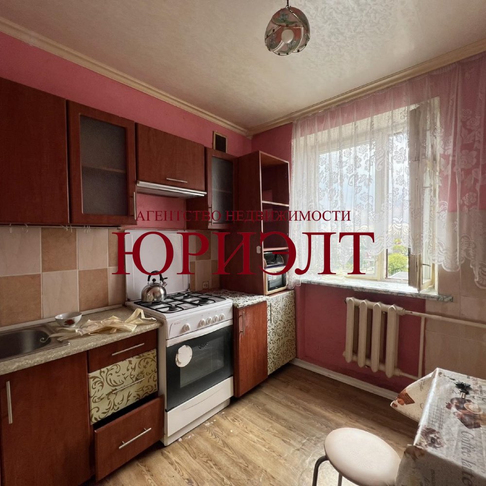 Квартира 46,7м.кв., комнат 2, Отправить (1987)