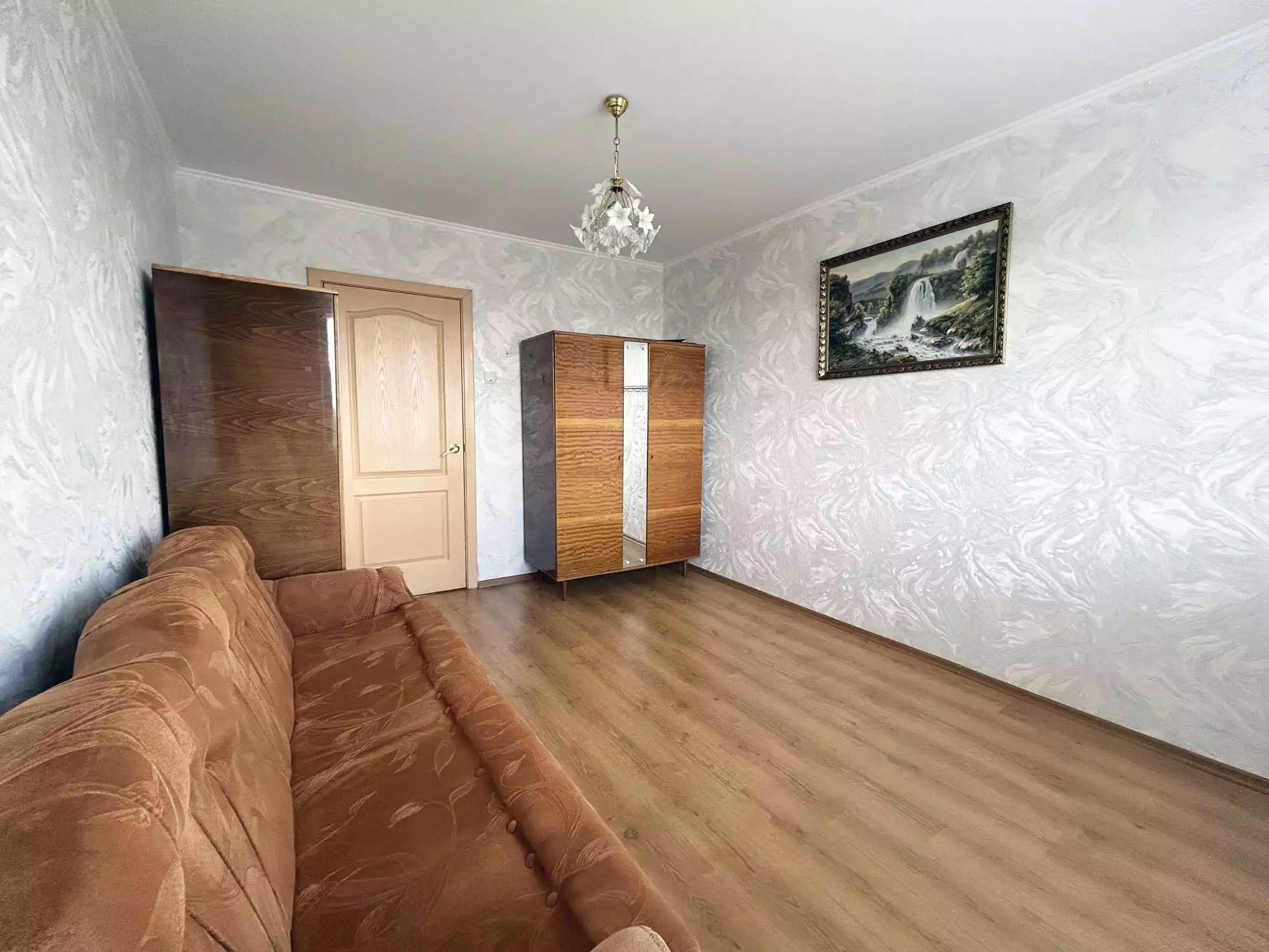  73,1м.кв., комнат 3, Отправить