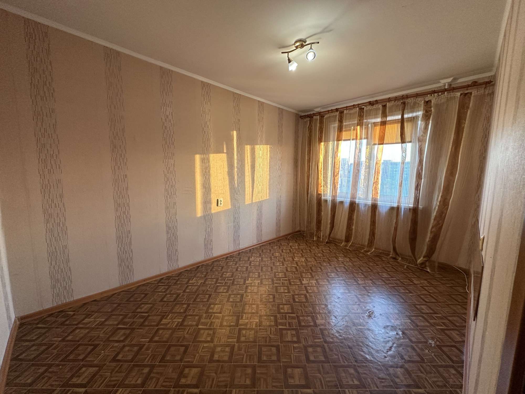  70,9м.кв., комнат 3, Отправить