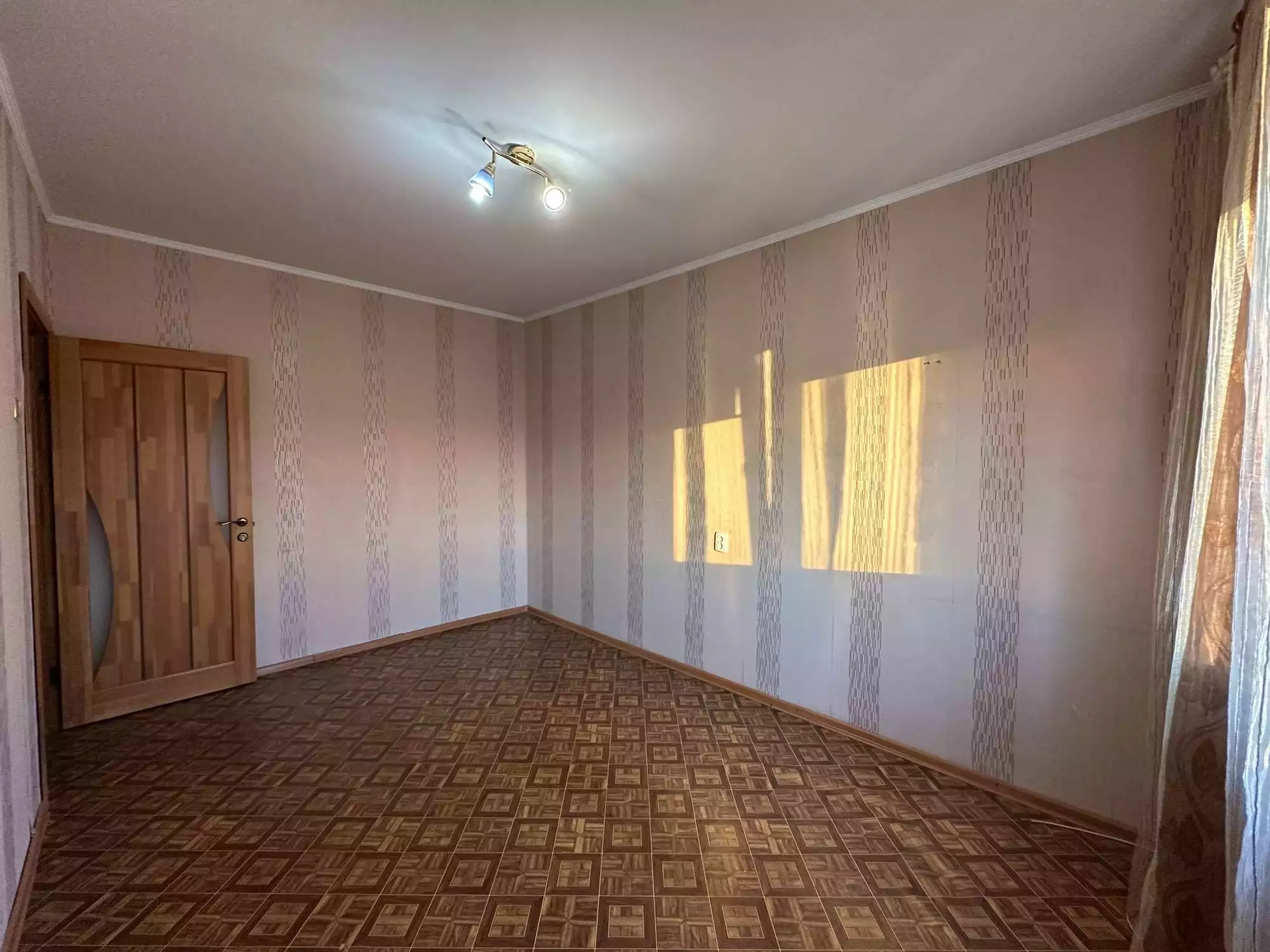  70,9м.кв., комнат 3, Отправить