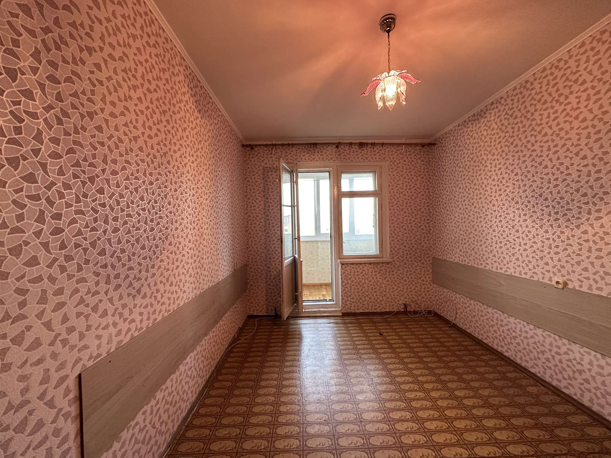  70,9м.кв., комнат 3, Отправить
