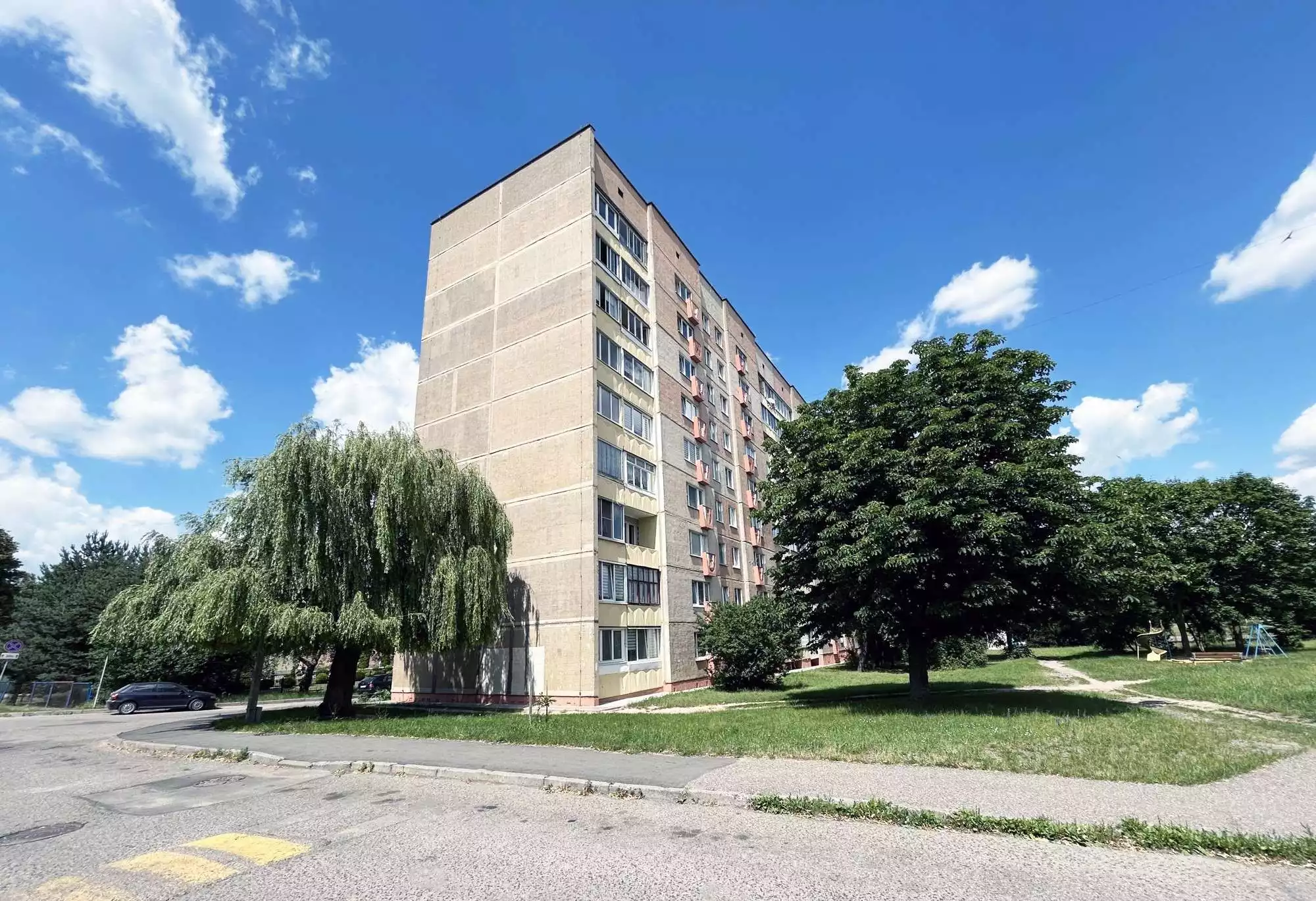  73,1м.кв., комнат 3, Отправить