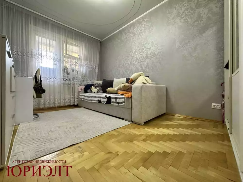  71м.кв., комнат 3, Отправить