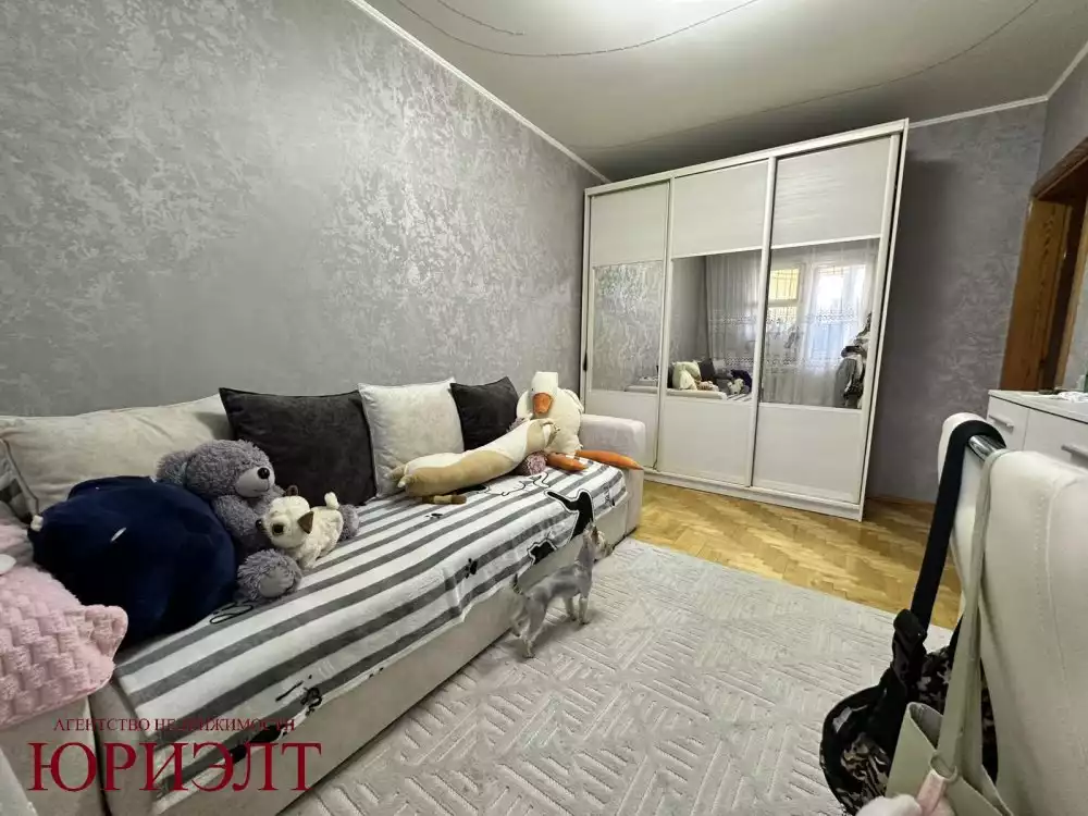  71м.кв., комнат 3, Отправить