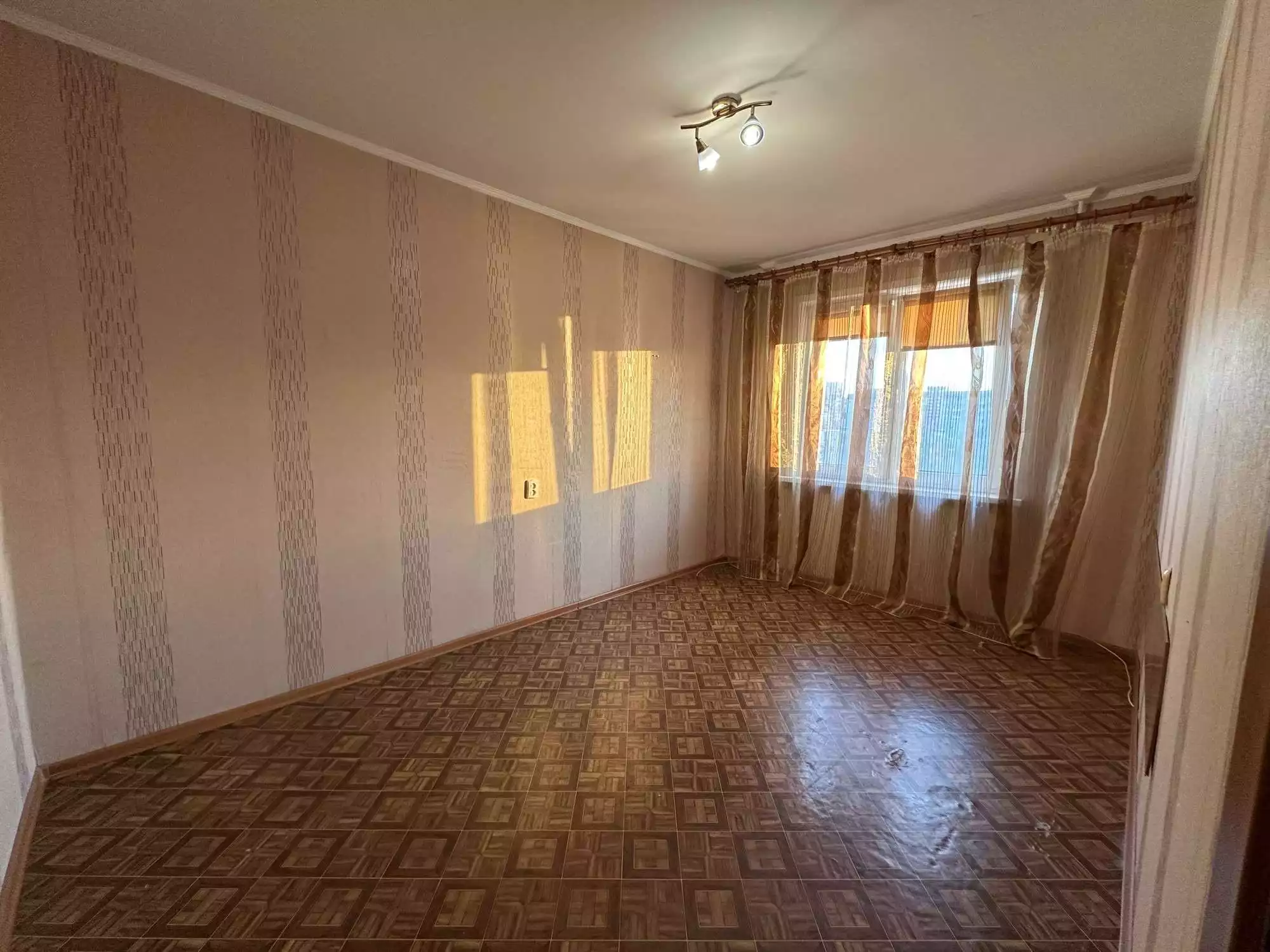  70,9м.кв., комнат 3, Отправить