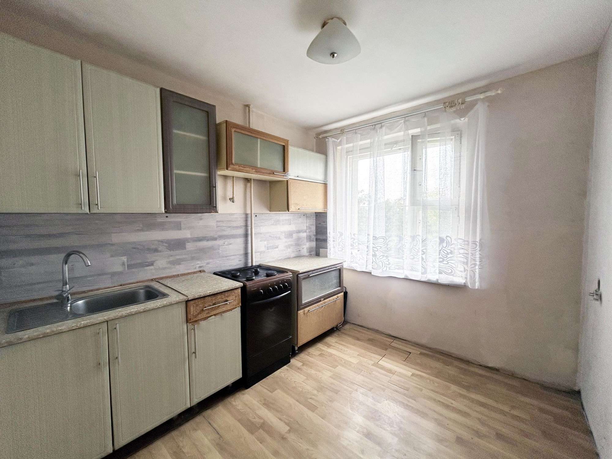  56,9м.кв., комнат 2, Отличная