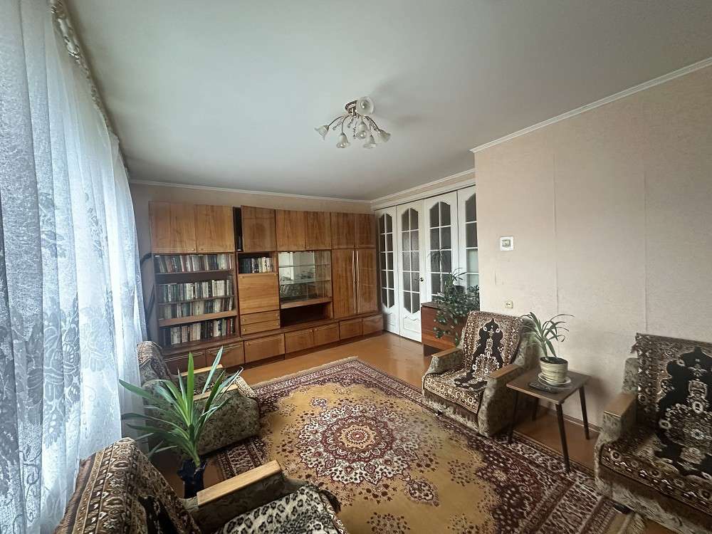  72,1м.кв., комнат 3, Отправить