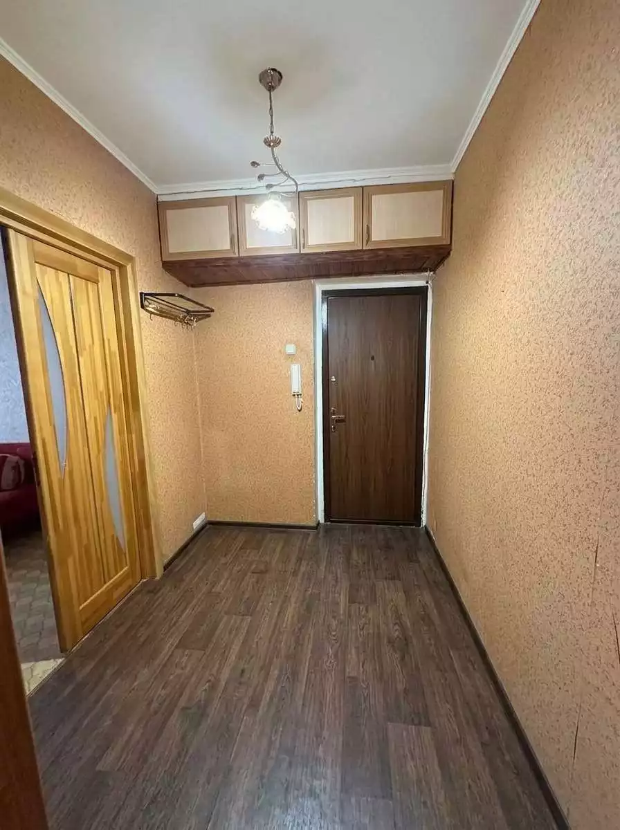  70,9м.кв., комнат 3, Отправить