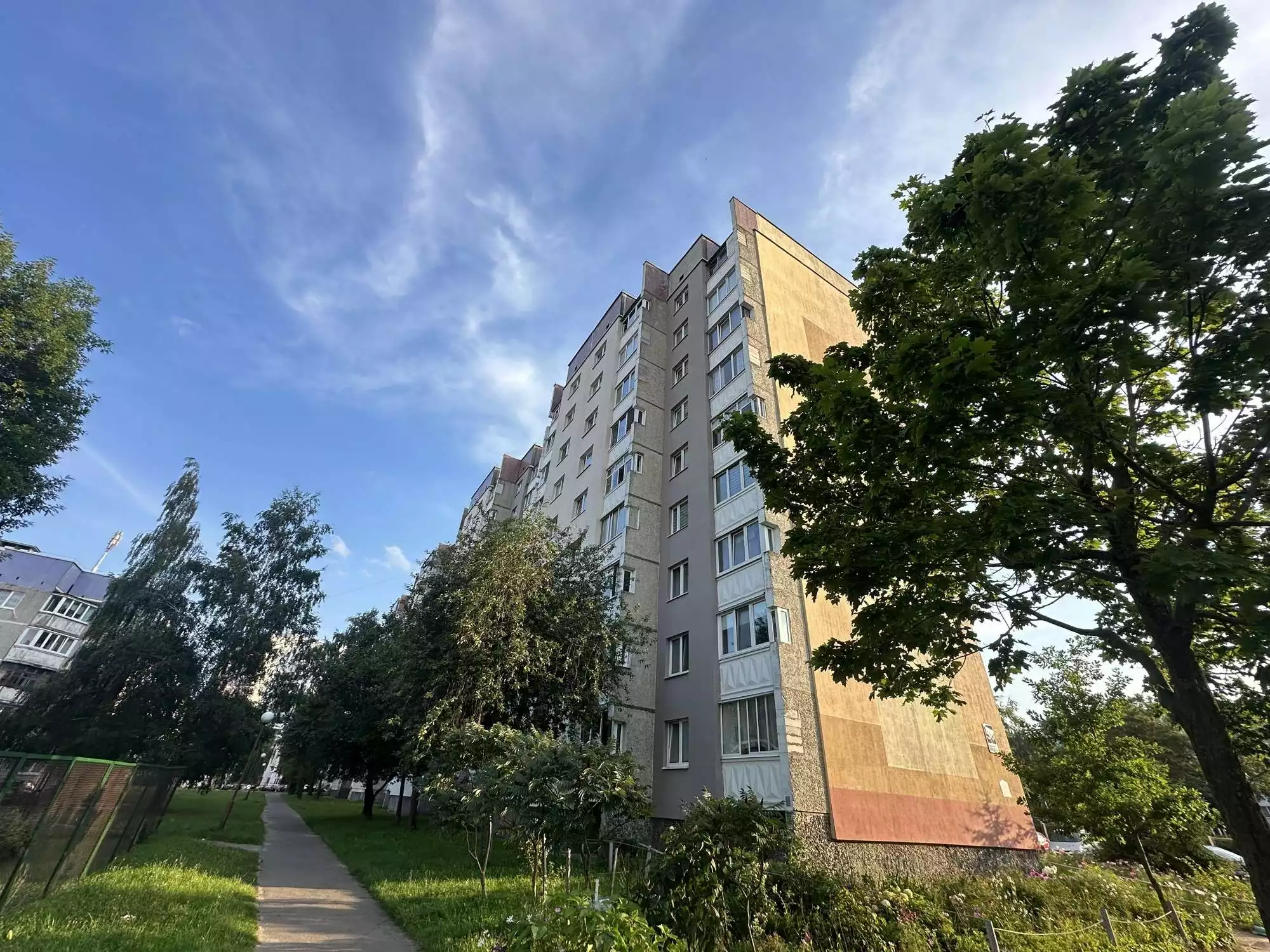  70,9м.кв., комнат 3, Отправить