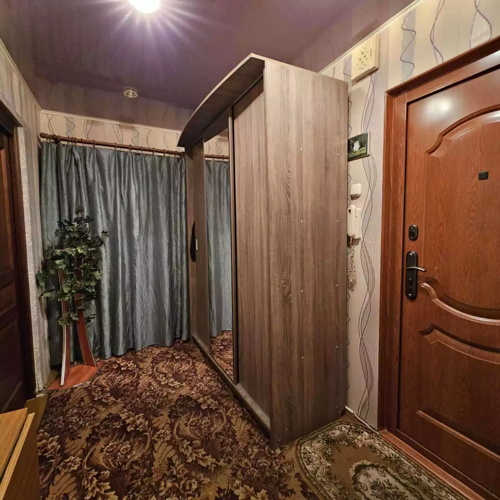  комната