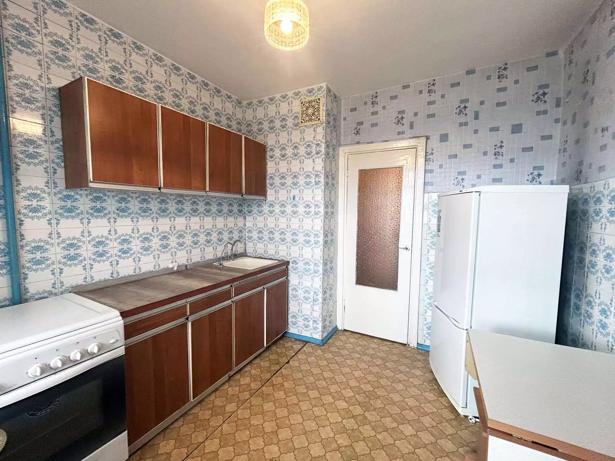  53м.кв., комнат 2, Отправить