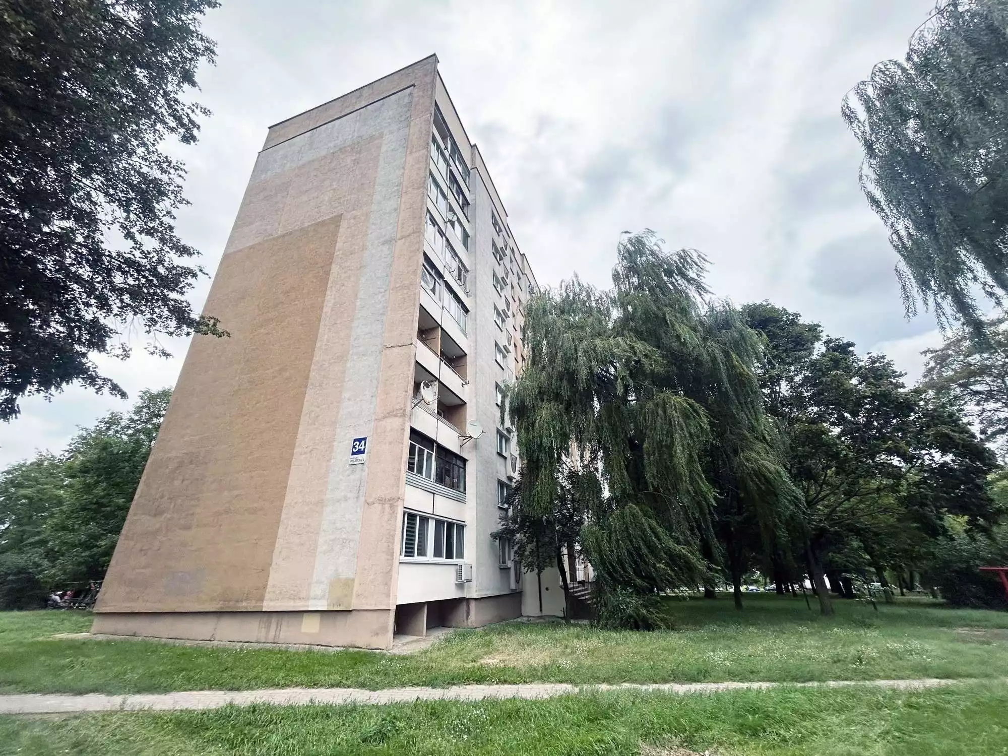  86,9м.кв., комнат 4, Отличная