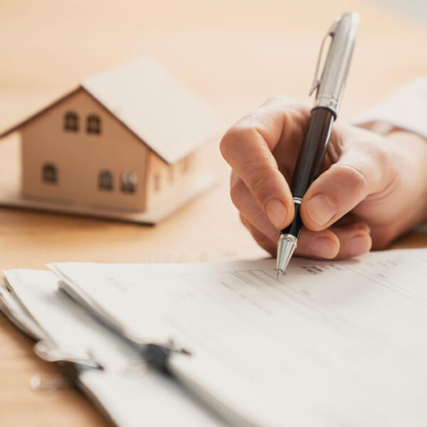 Как продать квартиру без согласия прописанных в Беларуси